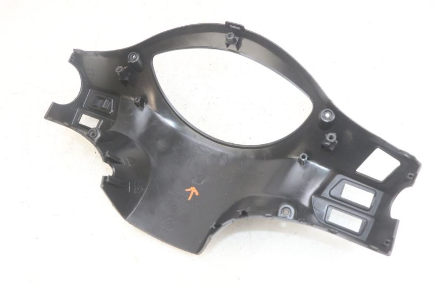 photo de COUVRE GUIDON ARRIERE PEUGEOT TWEET 4T 50 (2018 - 2022) - Points de fixation