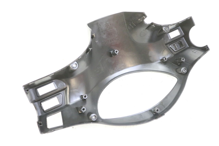 photo de COUVRE GUIDON ARRIERE PEUGEOT TWEET 4T 50 (2018 - 2022) - Gros plan technique