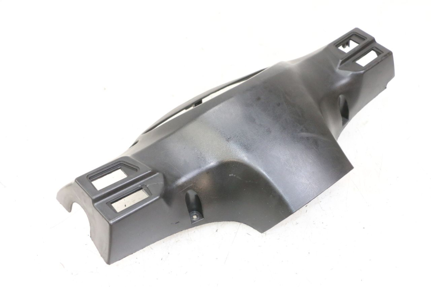 photo de COUVRE GUIDON ARRIERE PEUGEOT TWEET PRO CARGO 50 (2018 - 2022) - Zoom état d’usage