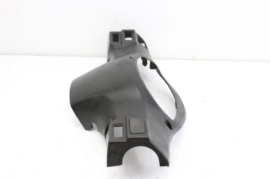 photo de COUVRE GUIDON ARRIERE PEUGEOT TWEET 125 (2010 - 2017) - Points de fixation