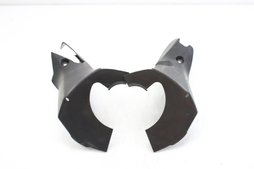 photo de COUVRE GUIDON ARRIERE SUZUKI UH BURGMAN 125 (2002 - 2006) - Vue principale