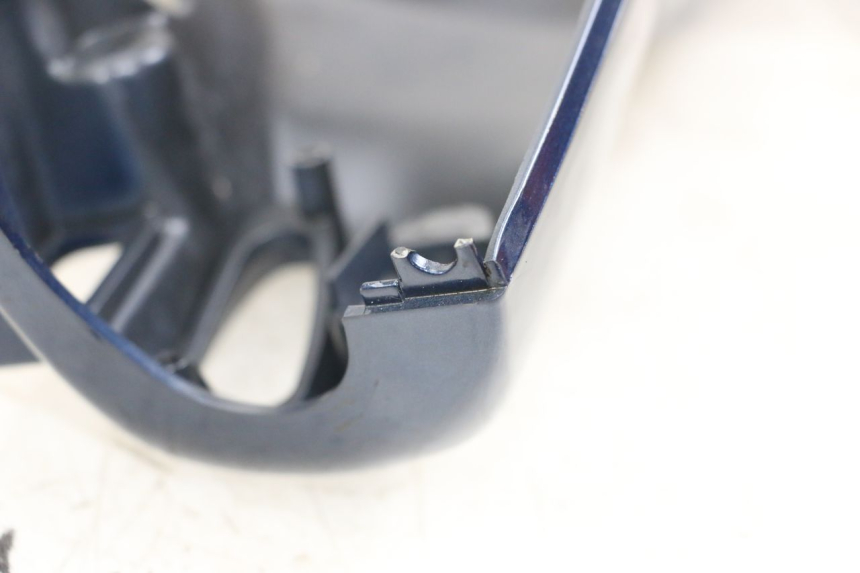 photo de COUVRE GUIDON ARRIERE PIAGGIO VESPA LX 125 (2005 - 2010) - Zoom état d’usage