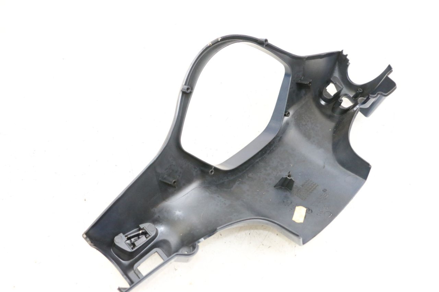 photo de COUVRE GUIDON ARRIERE PIAGGIO VESPA LX 125 (2005 - 2010) - Vue d’ensemble