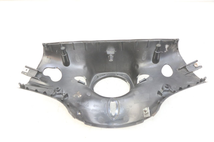 photo de COUVRE GUIDON ARRIERE PIAGGIO VESPA PRIMAVERA 2T 50 (2013 - 2018) - Vue d’ensemble