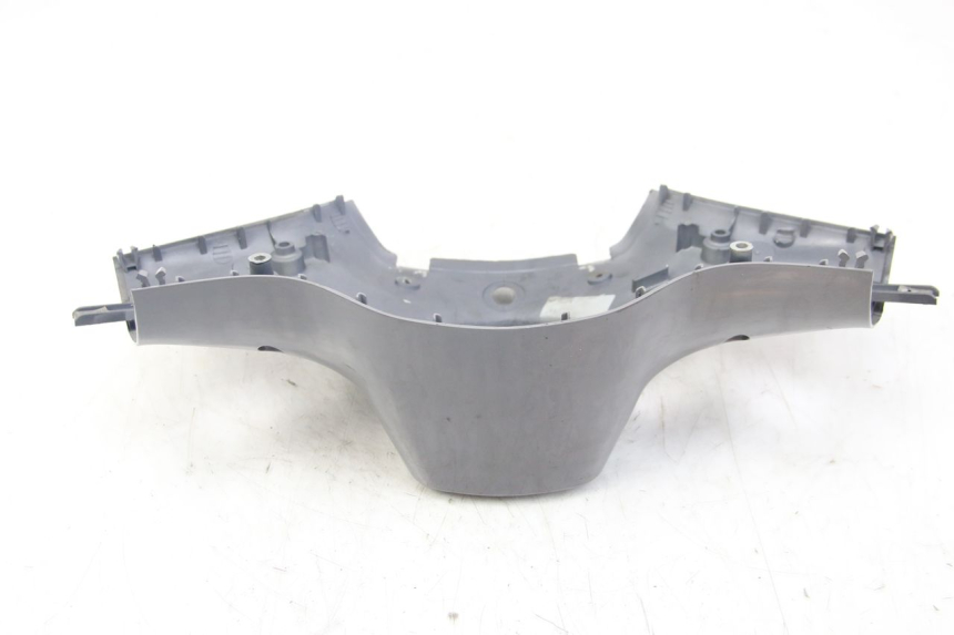 photo de COUVRE GUIDON ARRIERE PIAGGIO VESPA SPRINT 2T 50 (2014 - 2018) - Vue principale