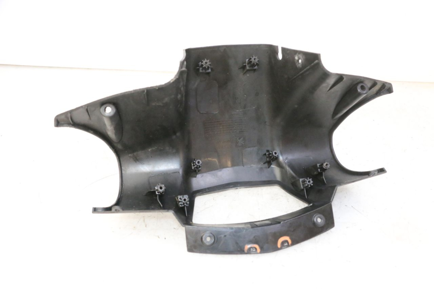 photo de COUVRE GUIDON ARRIERE PEUGEOT VIVACITY NEW 2T 50 (2008 - 2017) - Zoom état d’usage