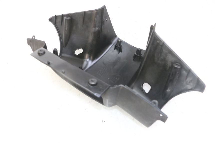 photo de COUVRE GUIDON ARRIERE PEUGEOT VIVACITY NEW 4T 50 (2008 - 2017) - Vue d’ensemble