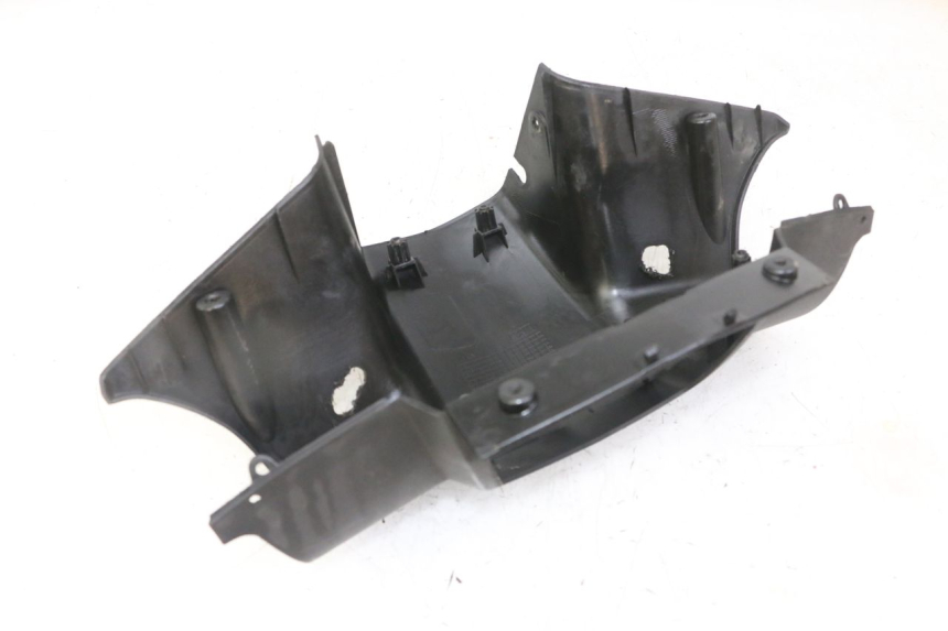 photo de COUVRE GUIDON ARRIERE PEUGEOT VIVACITY NEW 4T 50 (2008 - 2017) - Points de fixation