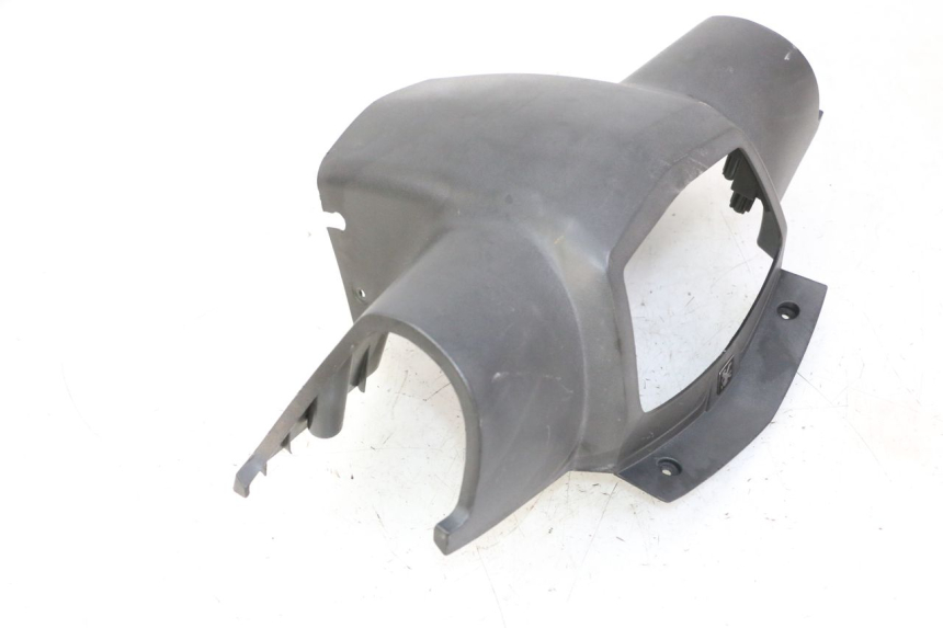 photo de COUVRE GUIDON ARRIERE PEUGEOT VIVACITY NEW 4T 50 (2008 - 2017) - Détail de la pièce