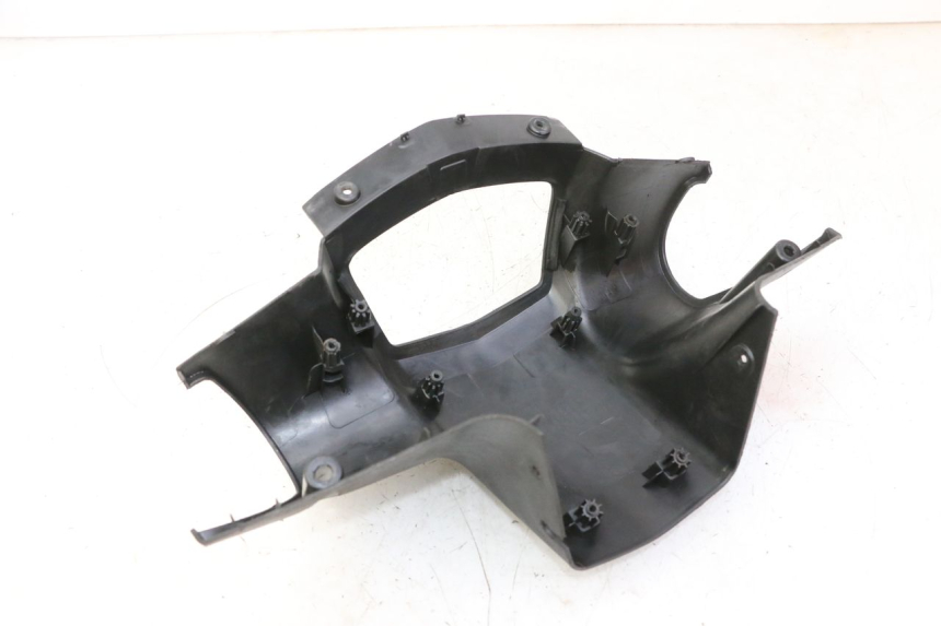 photo de COUVRE GUIDON ARRIERE PEUGEOT VIVACITY NEW 4T 50 (2008 - 2017) - Vue d’ensemble