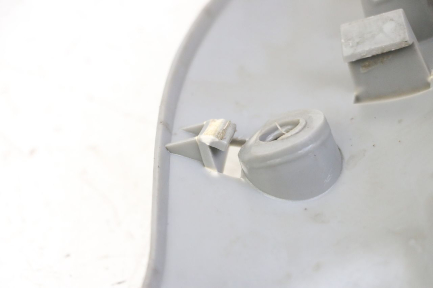 photo de COUVRE GUIDON ARRIERE YAMAHA WHY 50 (1998 - 2000) - Vue d’ensemble