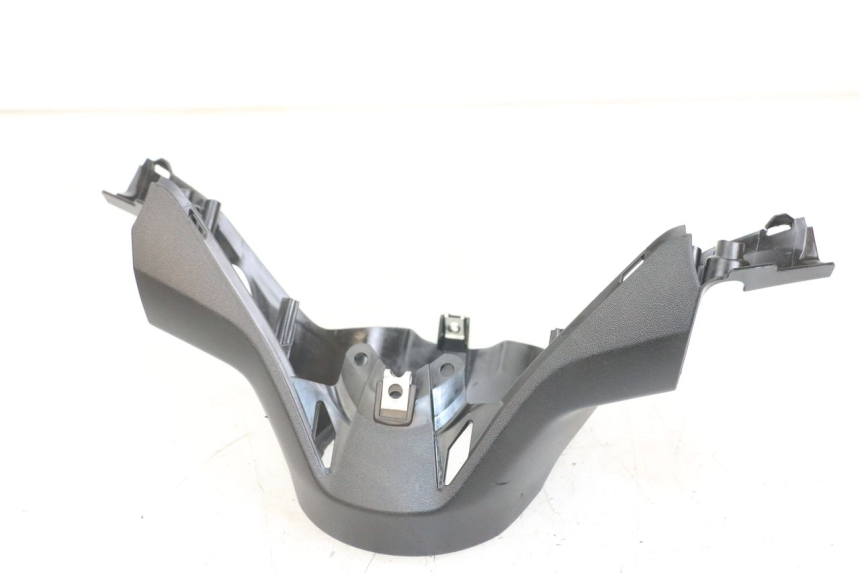 photo de COUVRE GUIDON ARRIERE YAMAHA XMAX X-MAX ABS 125 (2017 - 2020) - Vue principale