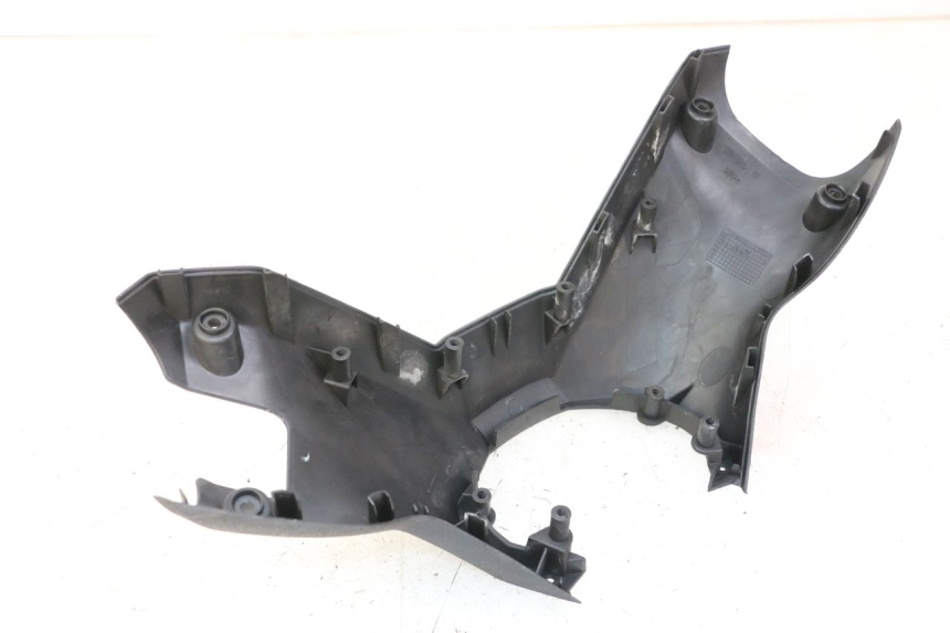 photo de COUVRE GUIDON ARRIERE YAMAHA X-MAX XMAX ABS 250 (2010 - 2012) - Gros plan technique