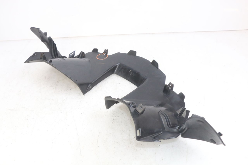 photo de COUVRE GUIDON ARRIERE YAMAHA X-MAX XMAX 250 (2006 - 2009) - Détail de la pièce