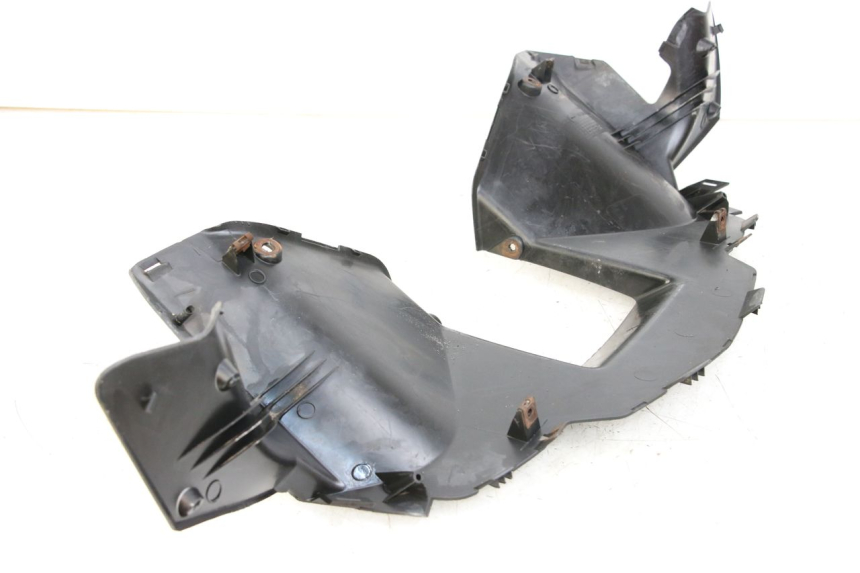 photo de COUVRE GUIDON ARRIERE YAMAHA XMAX X-MAX 125 (2006 - 2009) - Vue d’ensemble