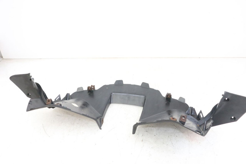 photo de COUVRE GUIDON ARRIERE YAMAHA X-MAX XMAX 250 (2006 - 2009) - Autre angle de vue