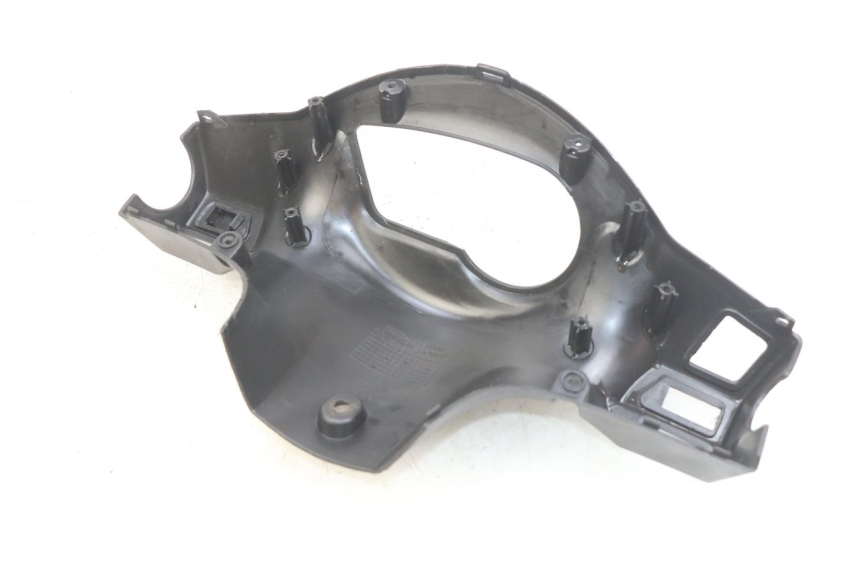 photo de COUVRE GUIDON ARRIERE SYM X-PRO 4T 50 (2014 - 2021) - Détail de la pièce