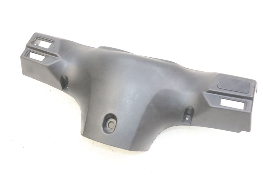 photo de COUVRE GUIDON ARRIERE SYM X-PRO 4T 50 (2014 - 2021) - Gros plan technique