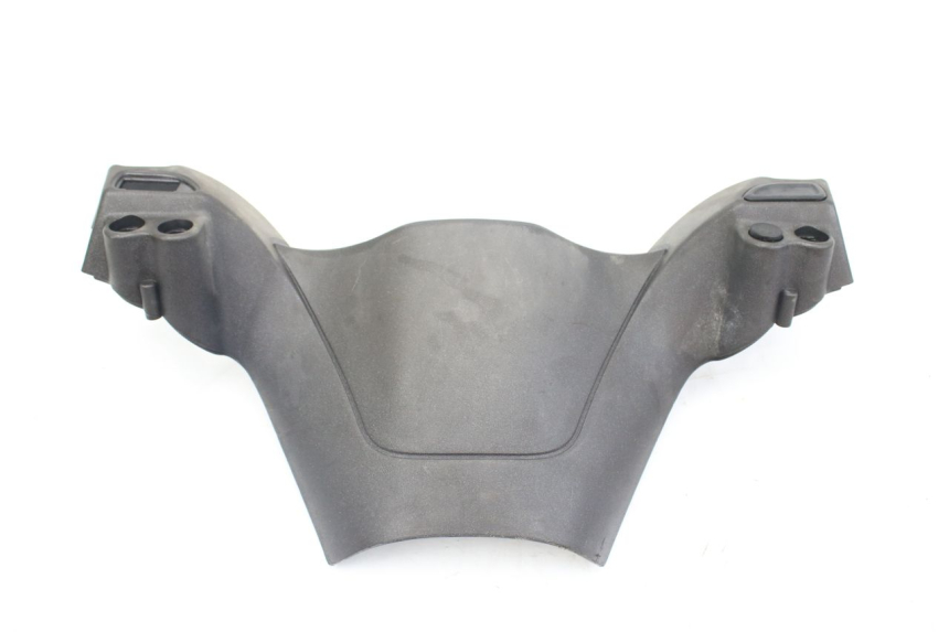 photo de COUVRE GUIDON ARRIERE PIAGGIO X9 EVOLUTION 125 (2003 - 2007) - Détail de la pièce