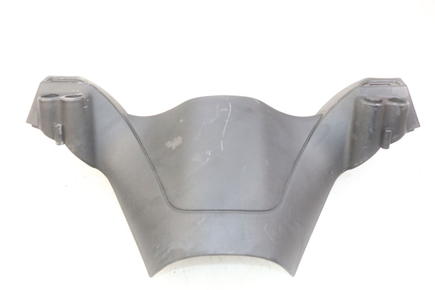 photo de COUVRE GUIDON ARRIERE PIAGGIO X9 EVOLUTION 125 (2003 - 2007) - Autre angle de vue