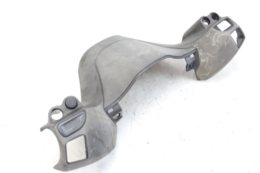 photo de COUVRE GUIDON ARRIERE PIAGGIO X9 EVOLUTION 125 (2003 - 2007) - Autre angle de vue