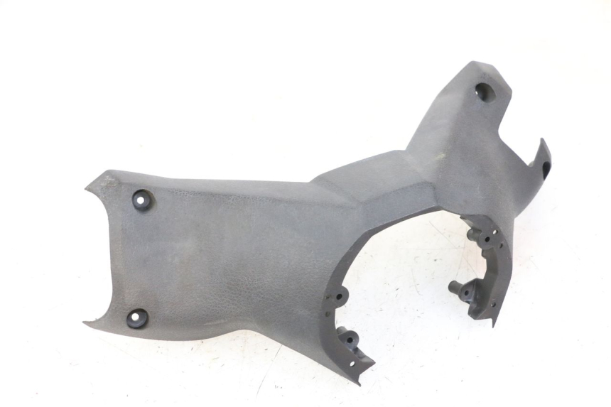 photo de COUVRE GUIDON ARRIERE YAMAHA X-MAX XMAX ABS 250 (2010 - 2014) - Détail de la pièce
