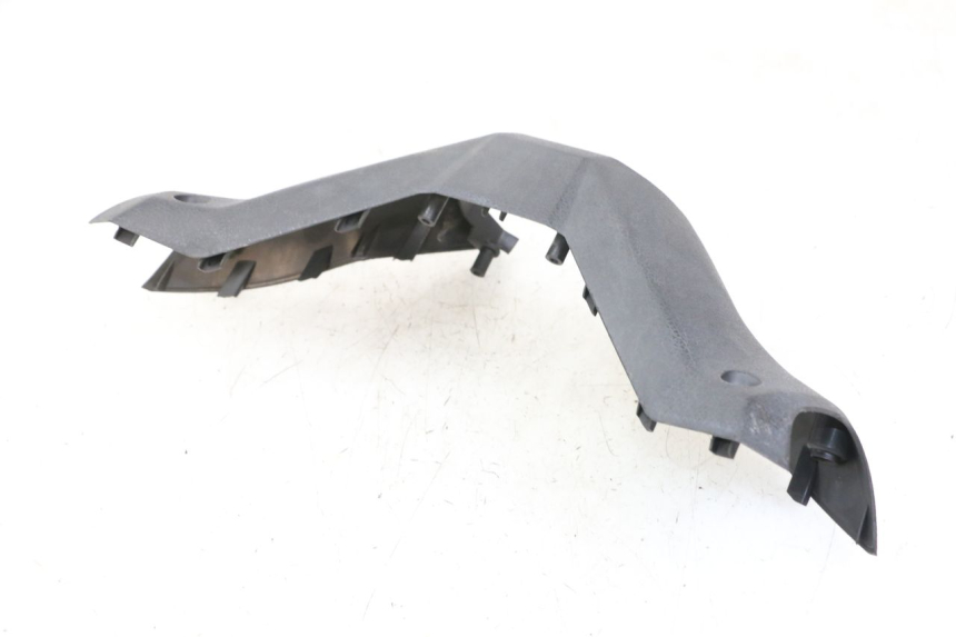 photo de COUVRE GUIDON ARRIERE YAMAHA X-MAX XMAX ABS 250 (2010 - 2014) - Zoom état d’usage