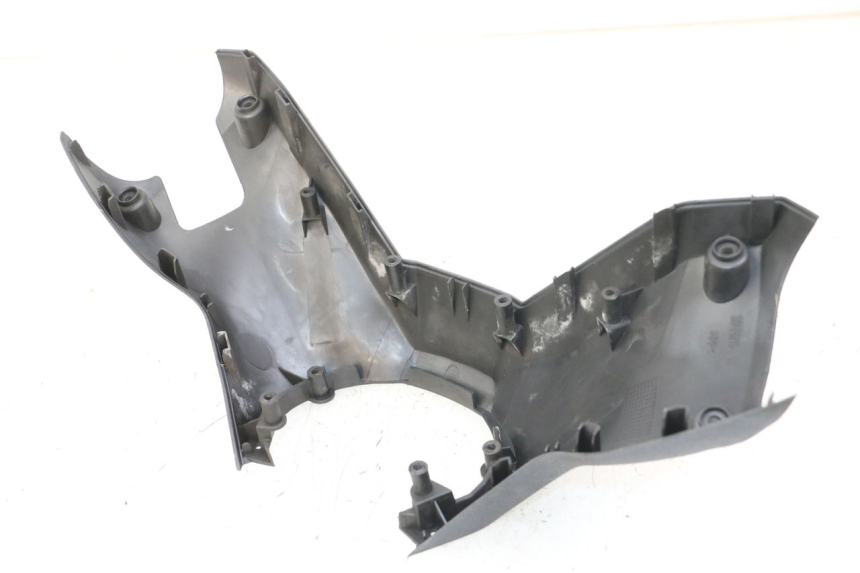 photo de COUVRE GUIDON ARRIERE YAMAHA X-MAX XMAX ABS 250 (2010 - 2014) - Autre angle de vue