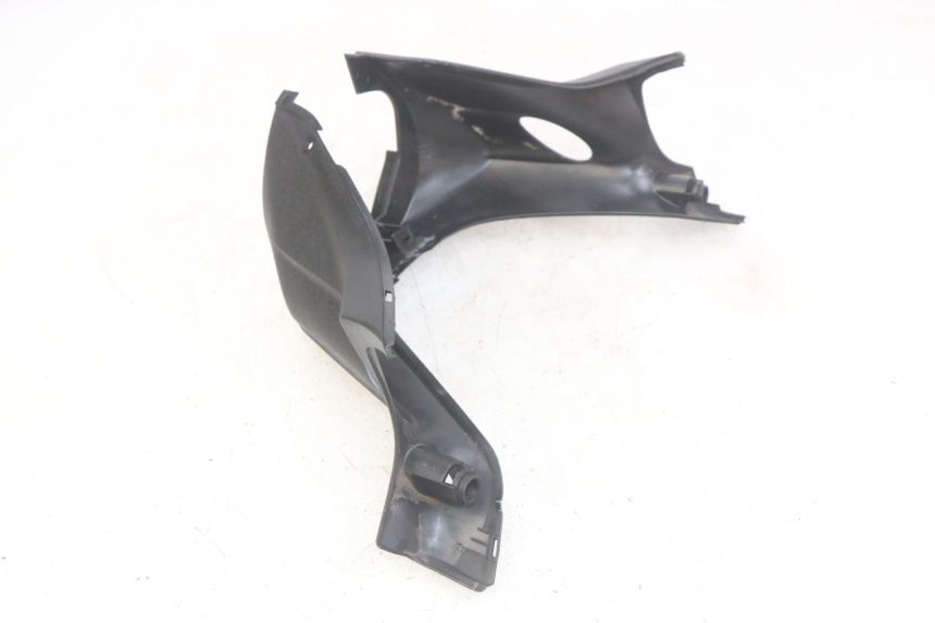 photo de COUVRE GUIDON ARRIERE YAMAHA YP MAJESTY 400 (2004 - 2008) - Zoom état d’usage