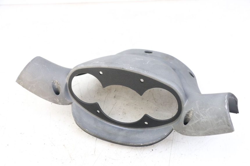 photo de COUVRE GUIDON ARRIERE YAMAHA YP MAJESTY 125 (2002 - 2006) - Vue d’ensemble