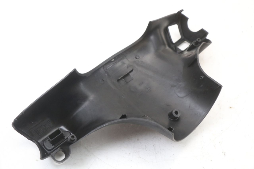 photo de COUVRE GUIDON ARRIERE PIAGGIO ZIP 4T 50 (2018 - 2020) - Vue d’ensemble