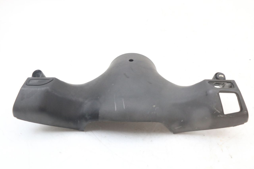 photo de COUVRE GUIDON ARRIERE PIAGGIO ZIP 4T 50 (2018 - 2020) - Points de fixation