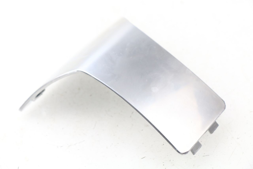 photo de COUVRE GUIDON  APRILIA ATLANTIC 125 (2003 - 2009) - Gros plan technique