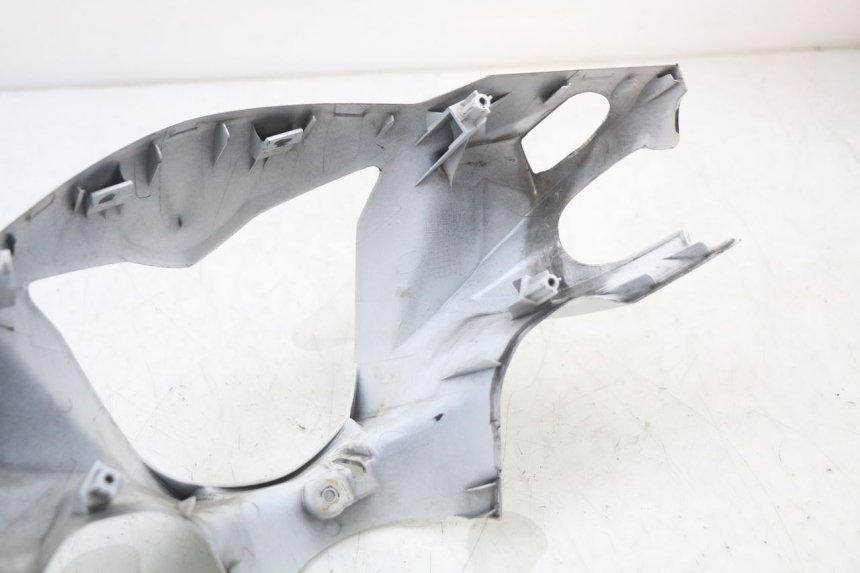 photo de COUVRE GUIDON AVANT SUZUKI ADDRESS 110 (2015 - 2020) - Détails caractéristiques