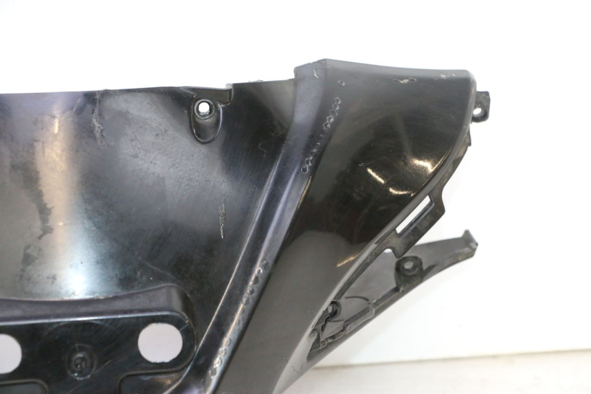 photo de COUVRE GUIDON AVANT KYMCO AGILITY 16+ 4T 50 (2018 - 2023) - Zoom état d’usage