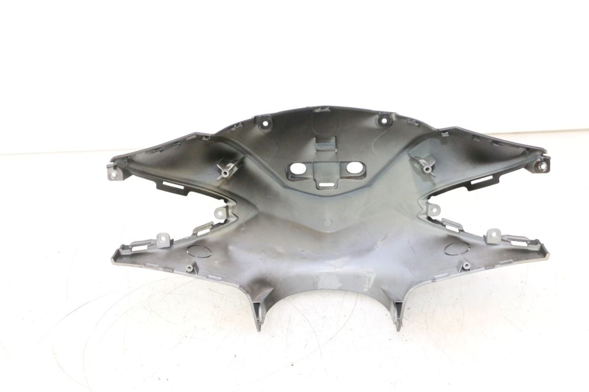 photo de COUVRE GUIDON AVANT KYMCO AGILITY 16+ 4T 50 (2018 - 2023) - Points de fixation