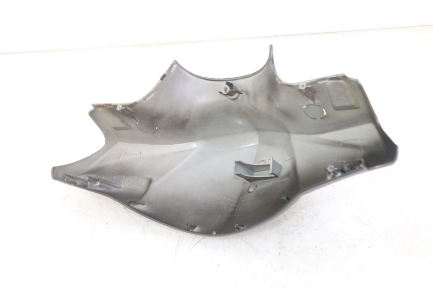 photo de COUVRE GUIDON AVANT KYMCO AGILITY 4T 50 (2005 - 2018) - Autre angle de vue