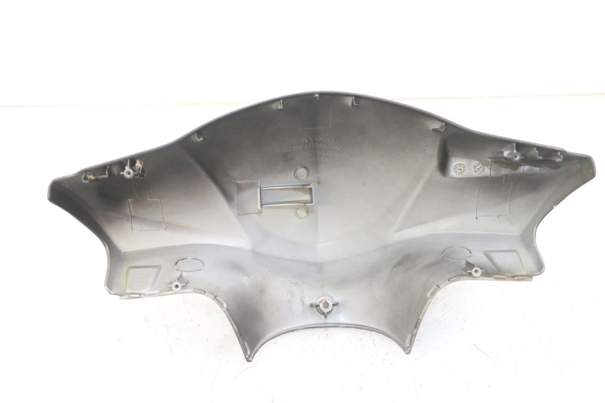 photo de COUVRE GUIDON AVANT KYMCO AGILITY 4T 50 (2005 - 2018) - Gros plan technique