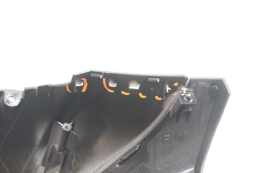 photo de COUVRE GUIDON AVANT KYMCO AGILITY CITY 16P 125 (2015 - 2024) - Pièce contrôlée