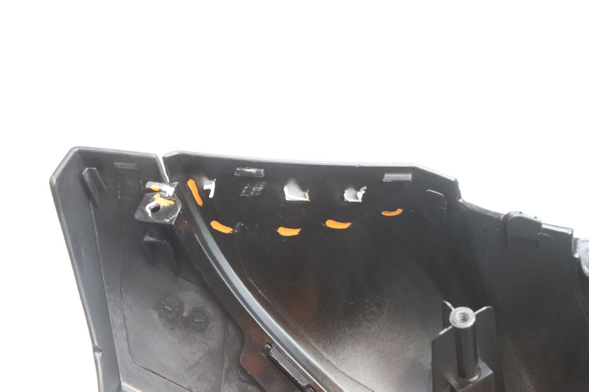 photo de COUVRE GUIDON AVANT KYMCO AGILITY CITY 16P 125 (2015 - 2024) - Marquages et références