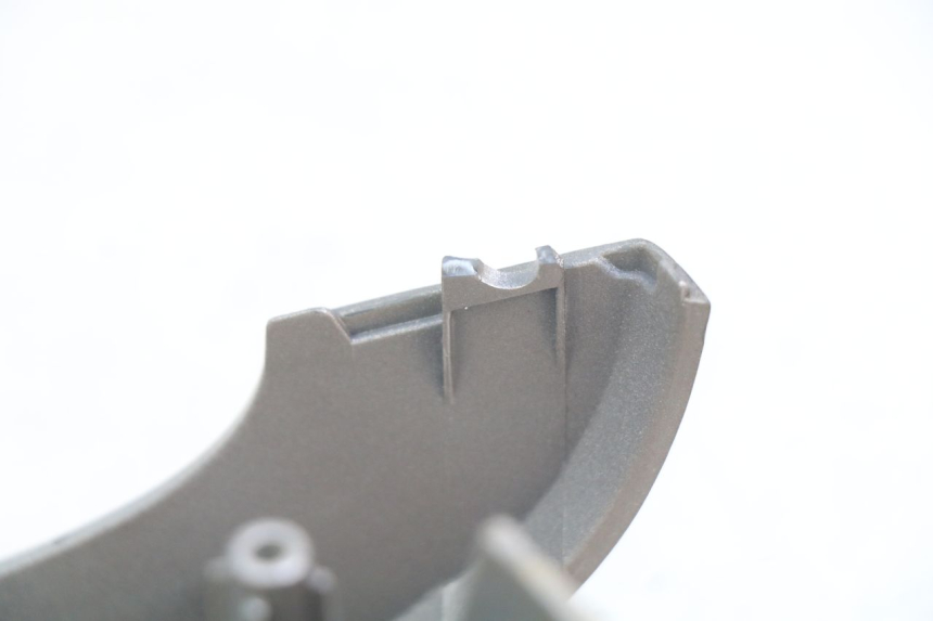 photo de COUVRE GUIDON AVANT ECCITY ARTELEC 670 1 (2013 - 2017) - Détail de la pièce