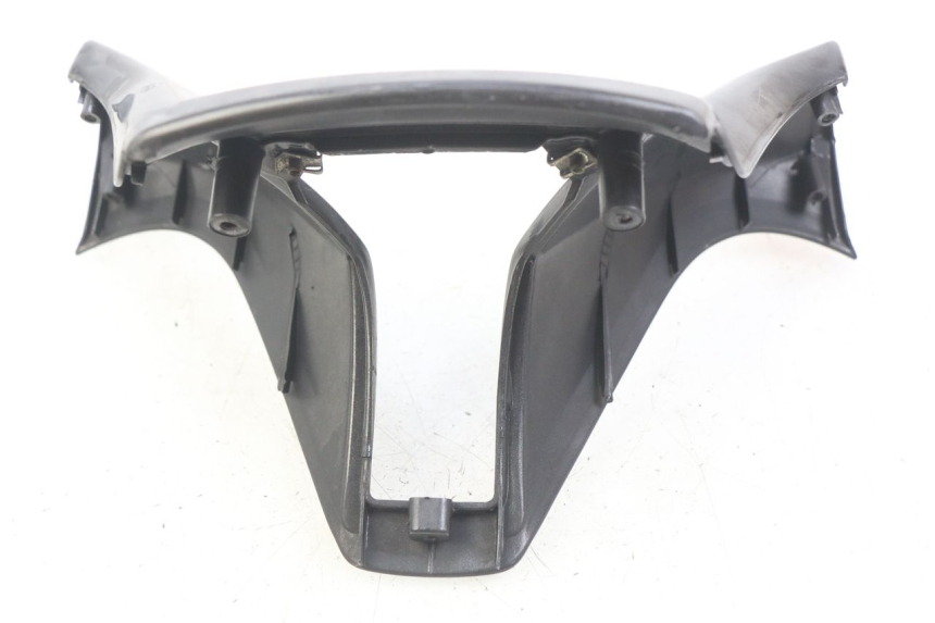 photo de COUVRE GUIDON AVANT APRILIA ATLANTIC 500 (2002 - 2003) - Détail de la pièce