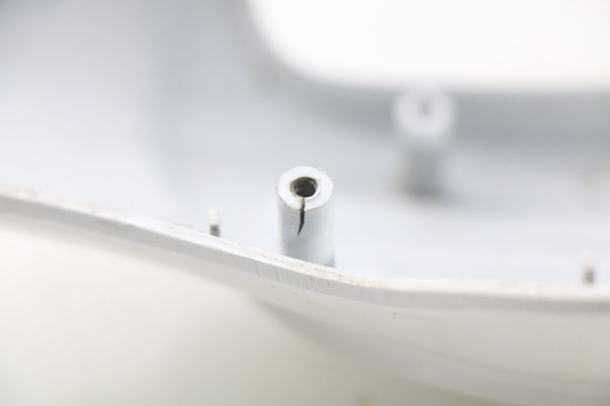 photo de COUVRE GUIDON AVANT PGO BIG MAX 50 (2001 - 2009) - Détail de la pièce