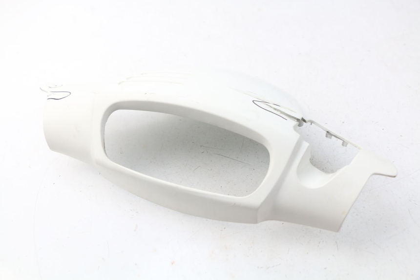 photo de COUVRE GUIDON AVANT PGO BIG MAX 50 (2001 - 2009) - Points de fixation