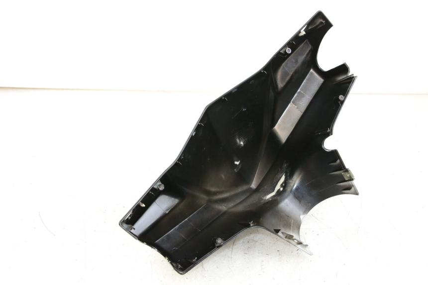 photo de COUVRE GUIDON AVANT TNT MOTOR BOSTON 4T 50 (2018 - 2025) - Zoom état d’usage