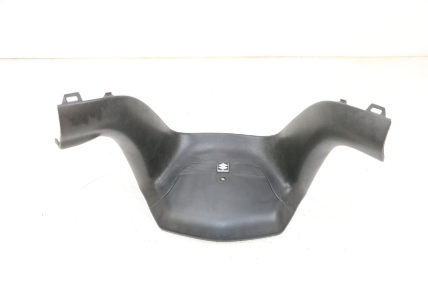 photo de COUVRE GUIDON AVANT SUZUKI BURGMAN 650 (2013 - 2020) - Vue principale