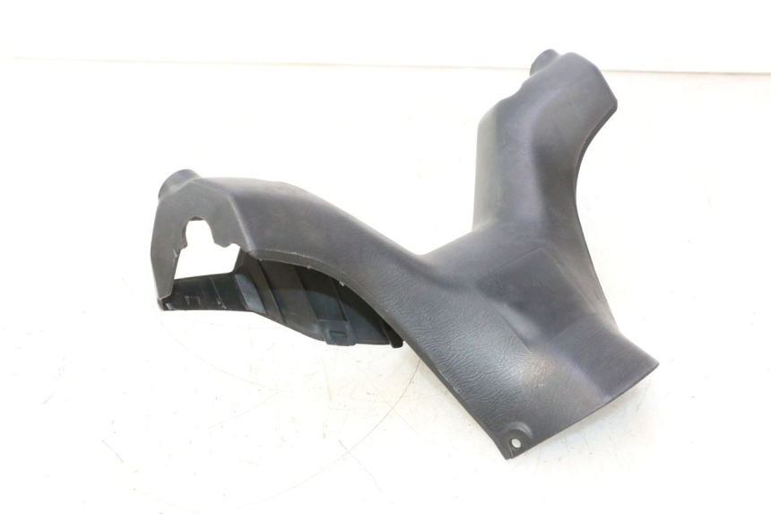photo de COUVRE GUIDON AVANT SUZUKI BURGMAN 125 (2007 - 2014) - Zoom état d’usage
