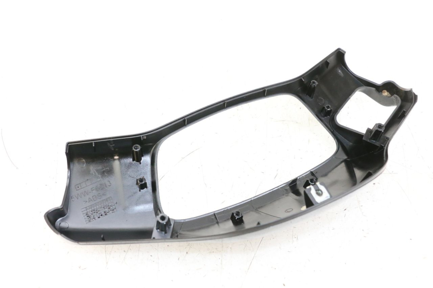 photo de COUVRE GUIDON AVANT YAMAHA BW'S 50 (2004 - 2017) - État de surface