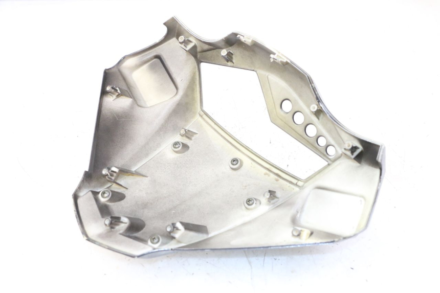 photo de COUVRE GUIDON AVANT ORCAL CAVARO 4T 50 (2019 - 2023) - Gros plan technique