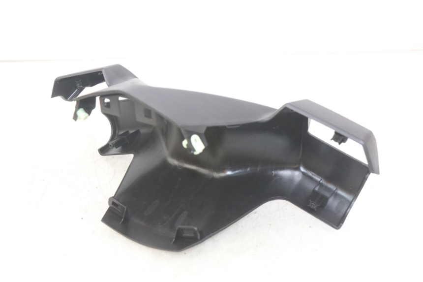 photo de COUVRE GUIDON AVANT PEUGEOT CITYSTAR 125 (2011 - 2017) - Zoom état d’usage